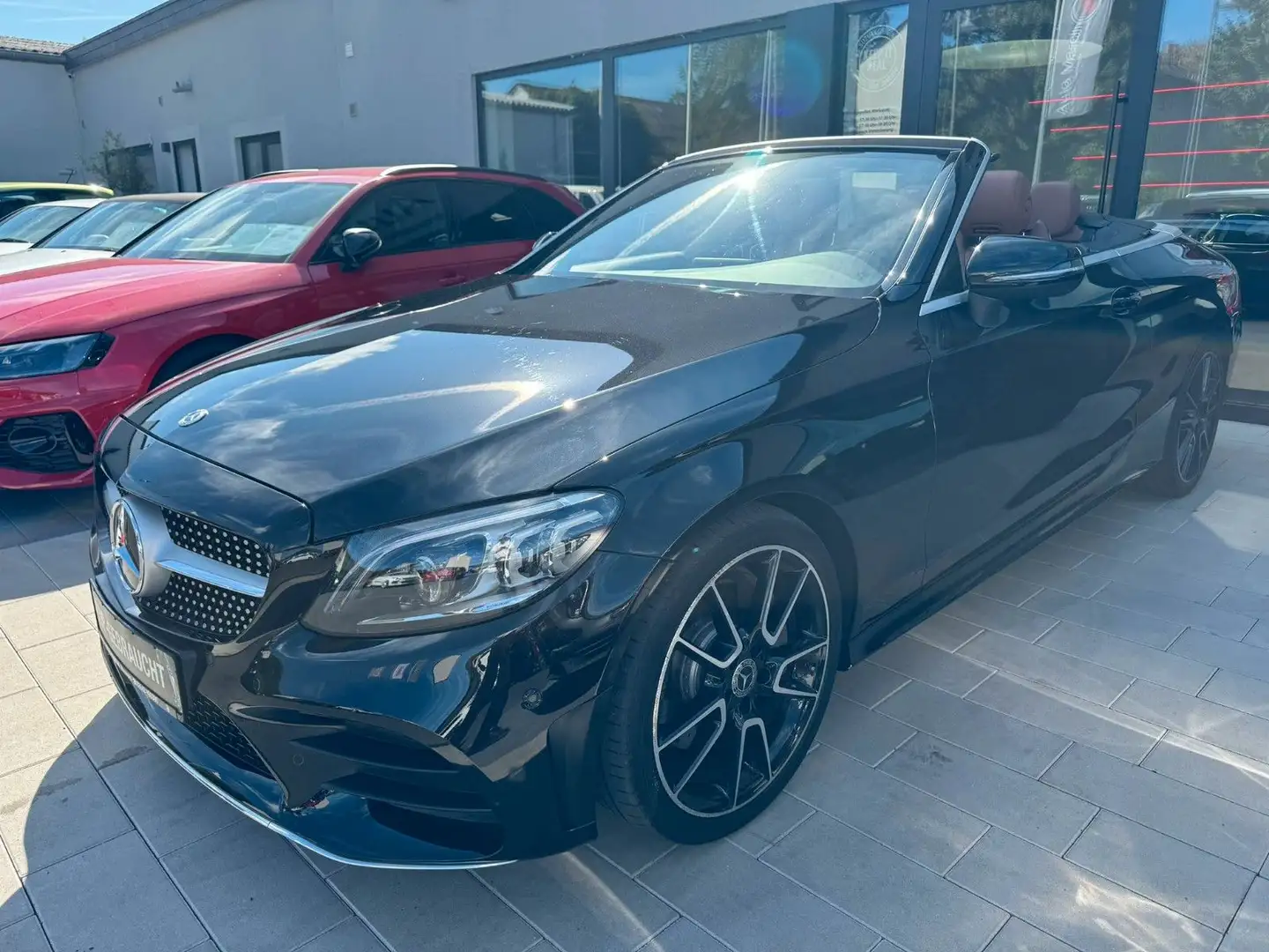 Mercedes-Benz C 300 Cabrio AMG-Line Noir - 2