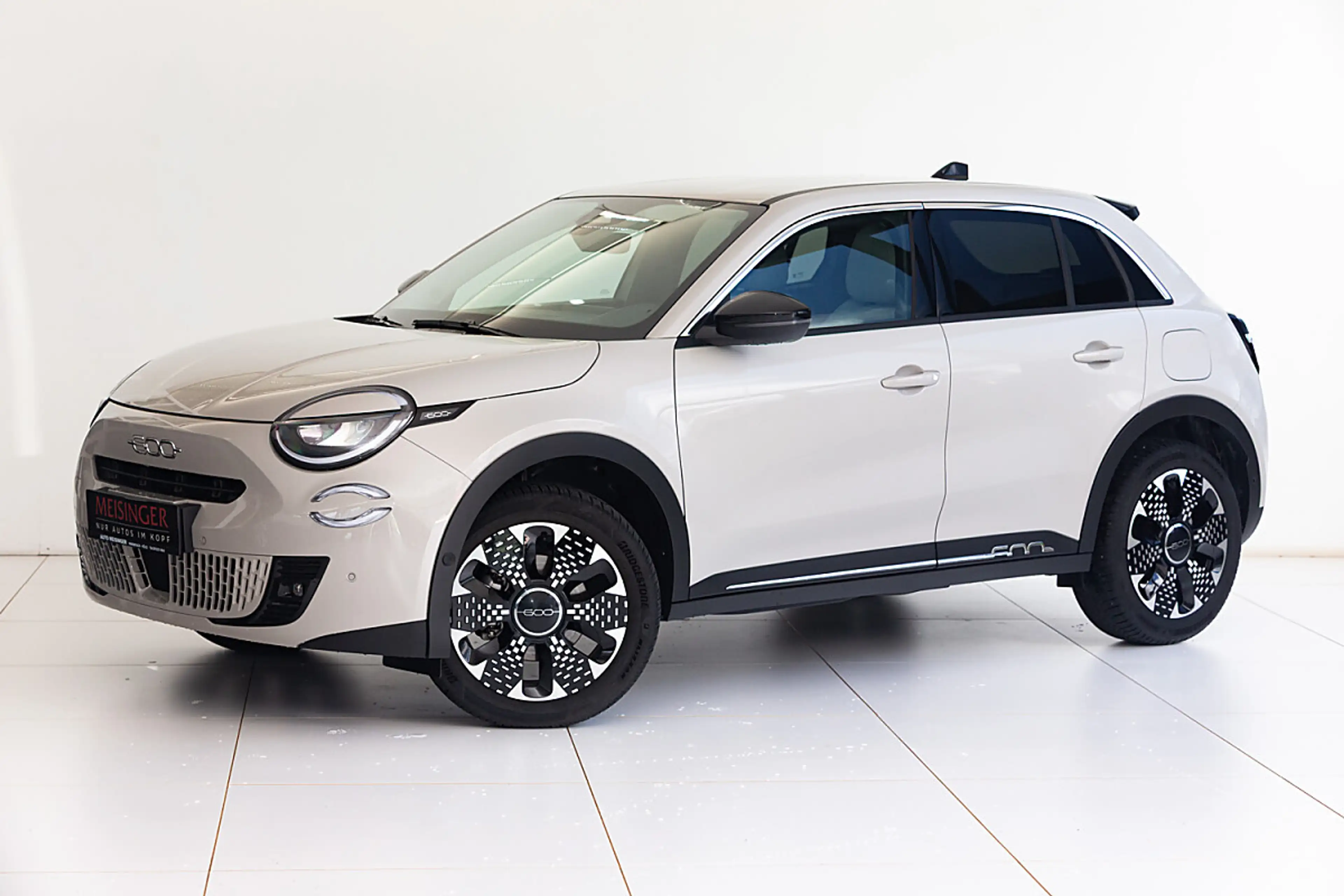 Fiat 600 Hybrid mHEV 145 6-Gang eDCT La Prima