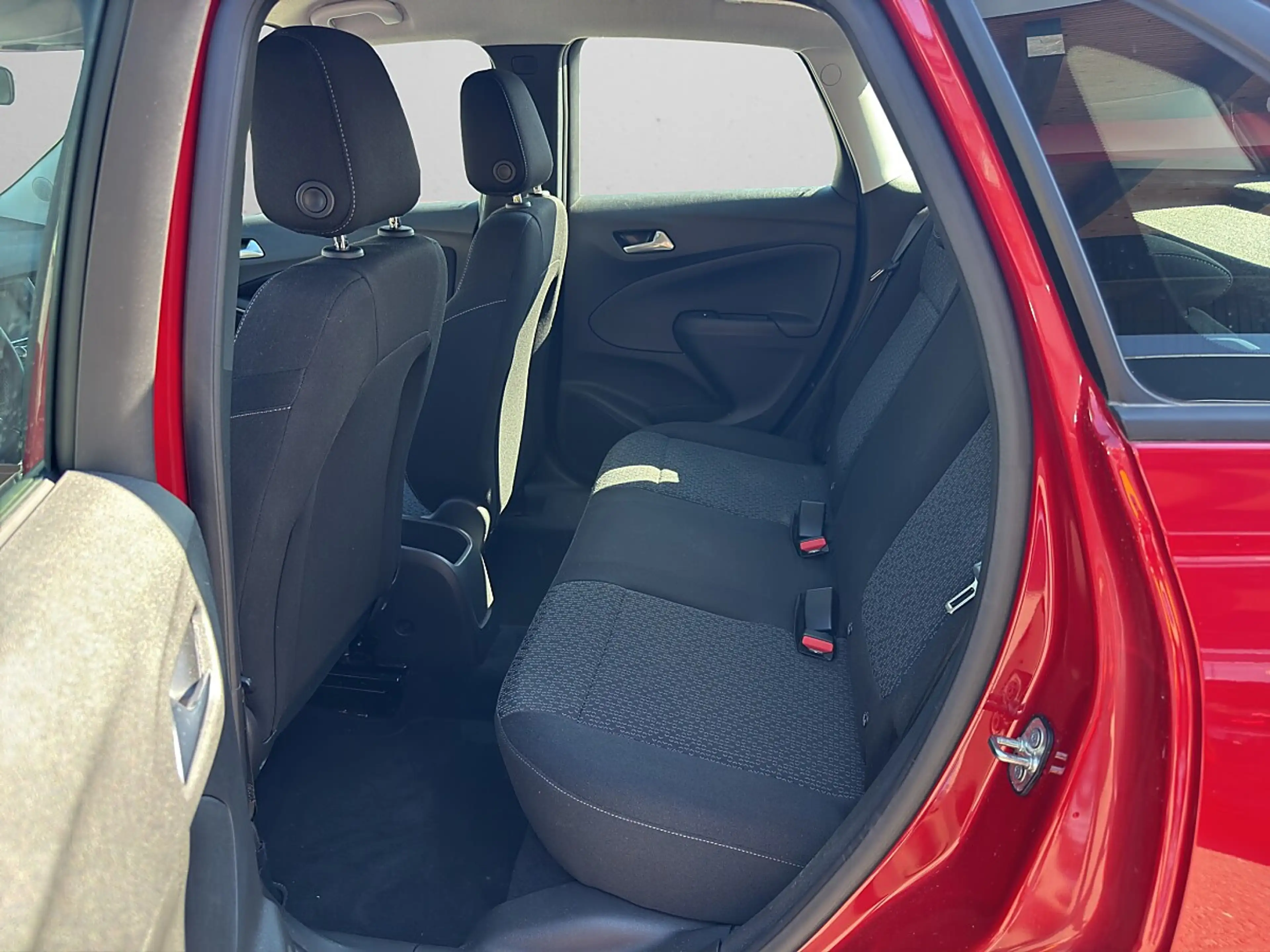 Opel Crossland 1,2 Edition — photo 12