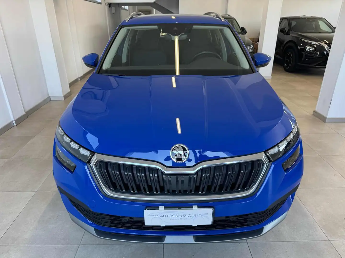 Skoda Kamiq 1.0 TSI 110 CV DSG Style Blau - 2