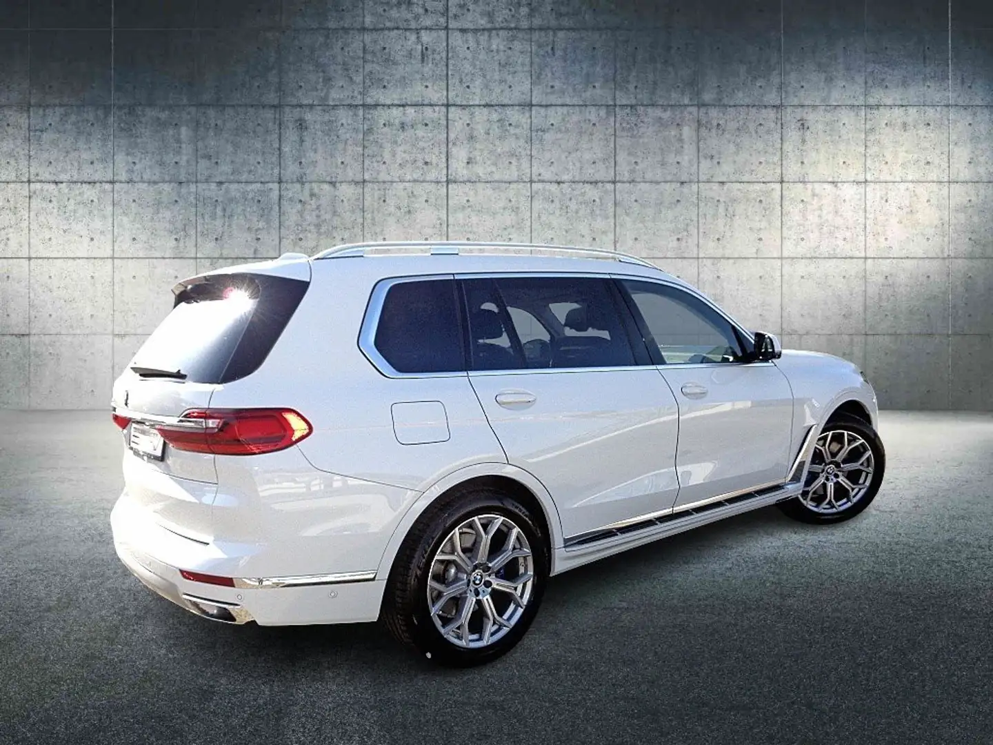 BMW X7 xDrive40d 21",HUD,PanoSky,BMW NV,Sthzg,AHK Blanc - 2