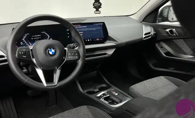 BMW 1 Series view 7