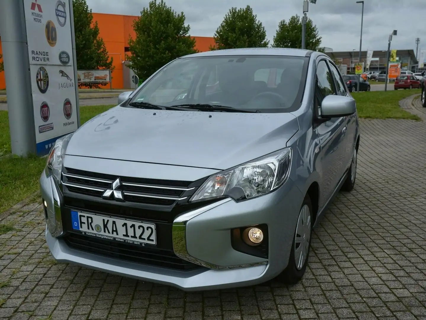 Mitsubishi Space Star SELECT M/T KLIMA*HSA*DAB+ Argent - 2