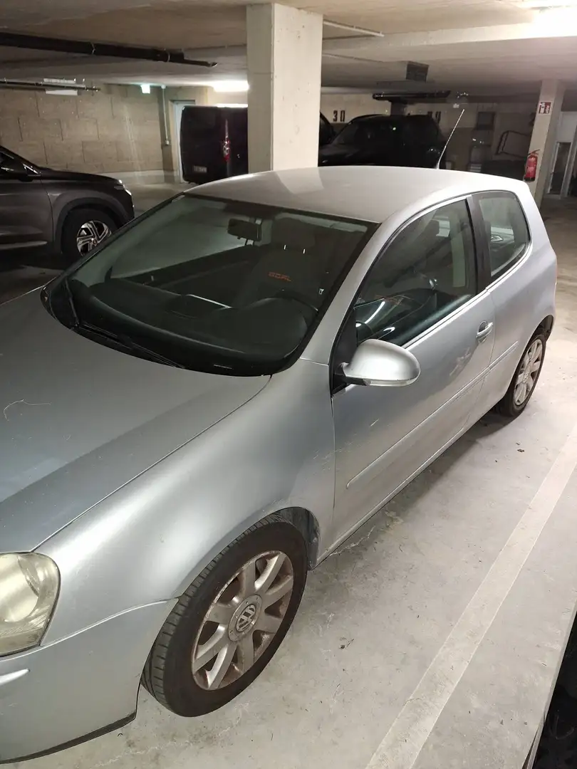 Volkswagen Golf Golf Trendline 1,9 TDI Trendline Silber - 2