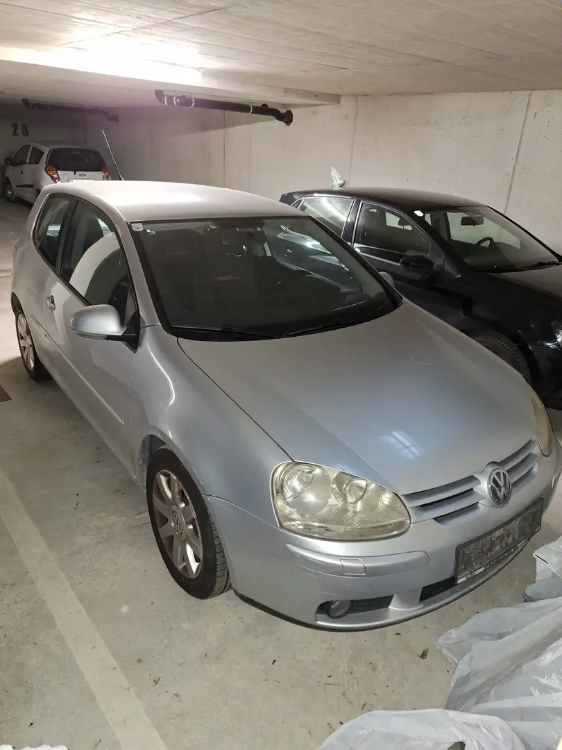 Volkswagen Golf Golf Trendline 1,9 TDI Trendline Silber - 1