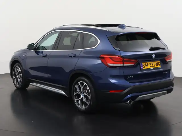 BMW X1 view 8