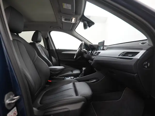 BMW X1 view 3