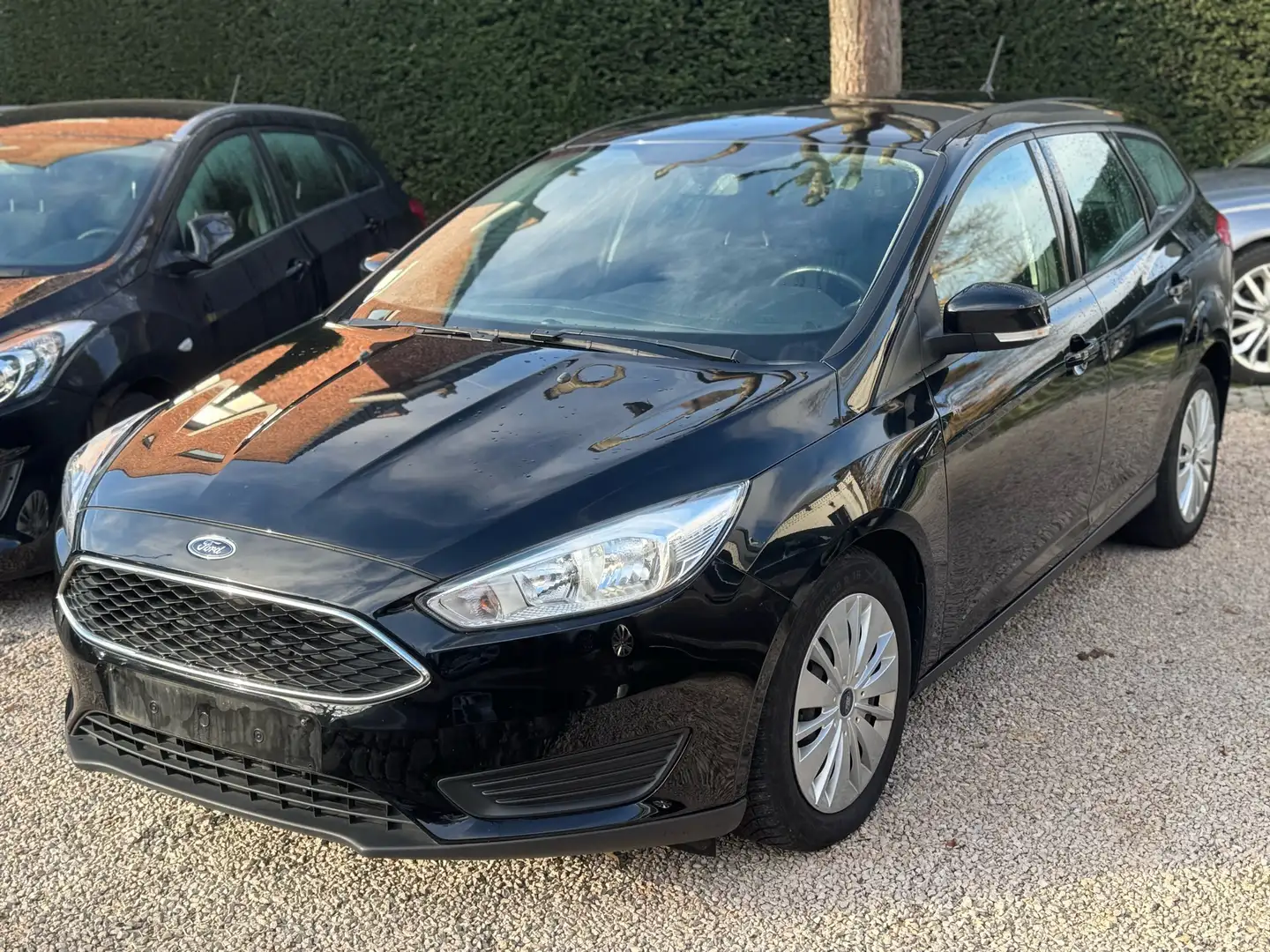 Ford Focus 1.0i benzine - Zetelverwrmng - 2018 - GARANTIE! Nero - 2