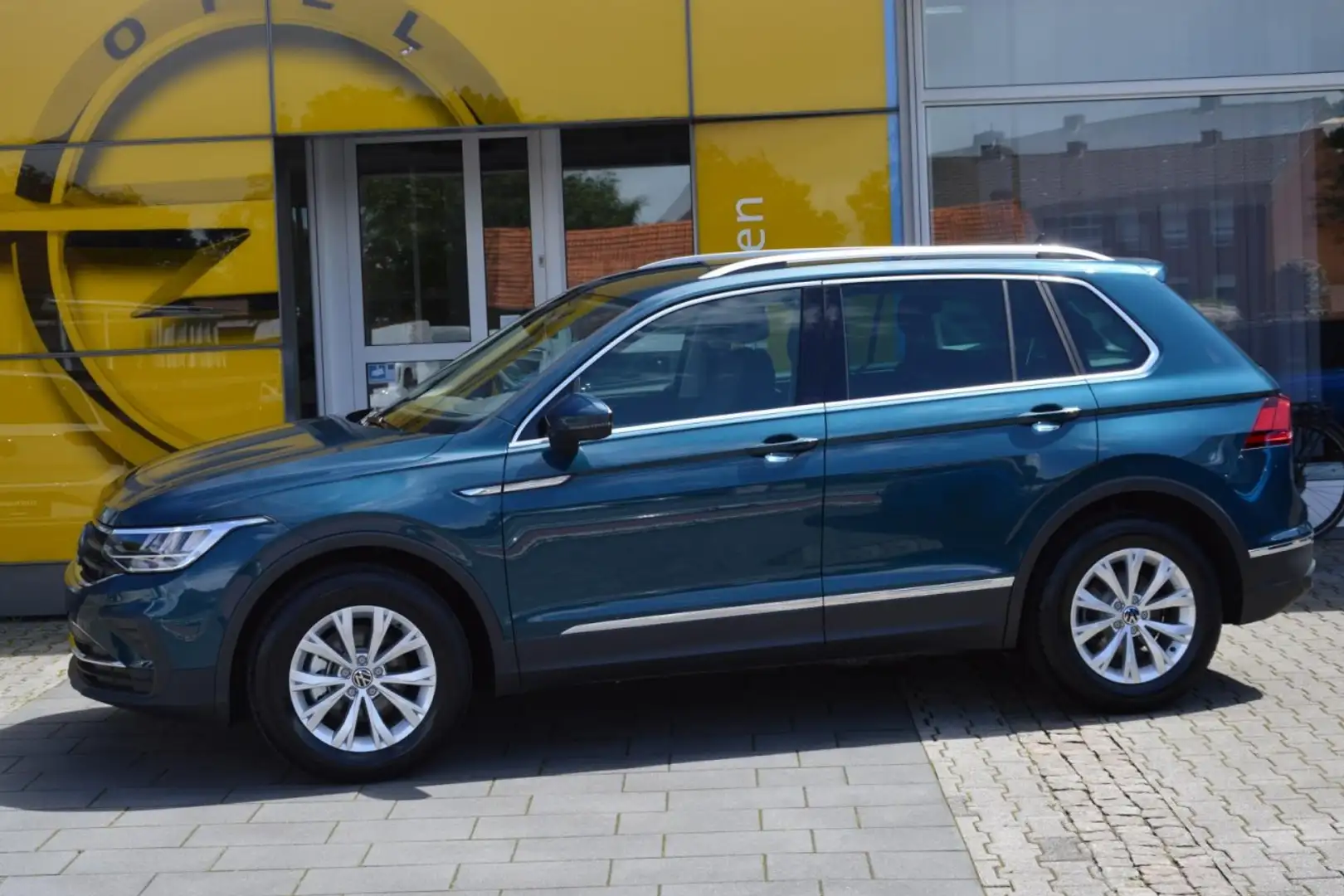 Volkswagen Tiguan Life 2.0 TDI Car-Play/ Start-/Stopp Automatik Kék - 2