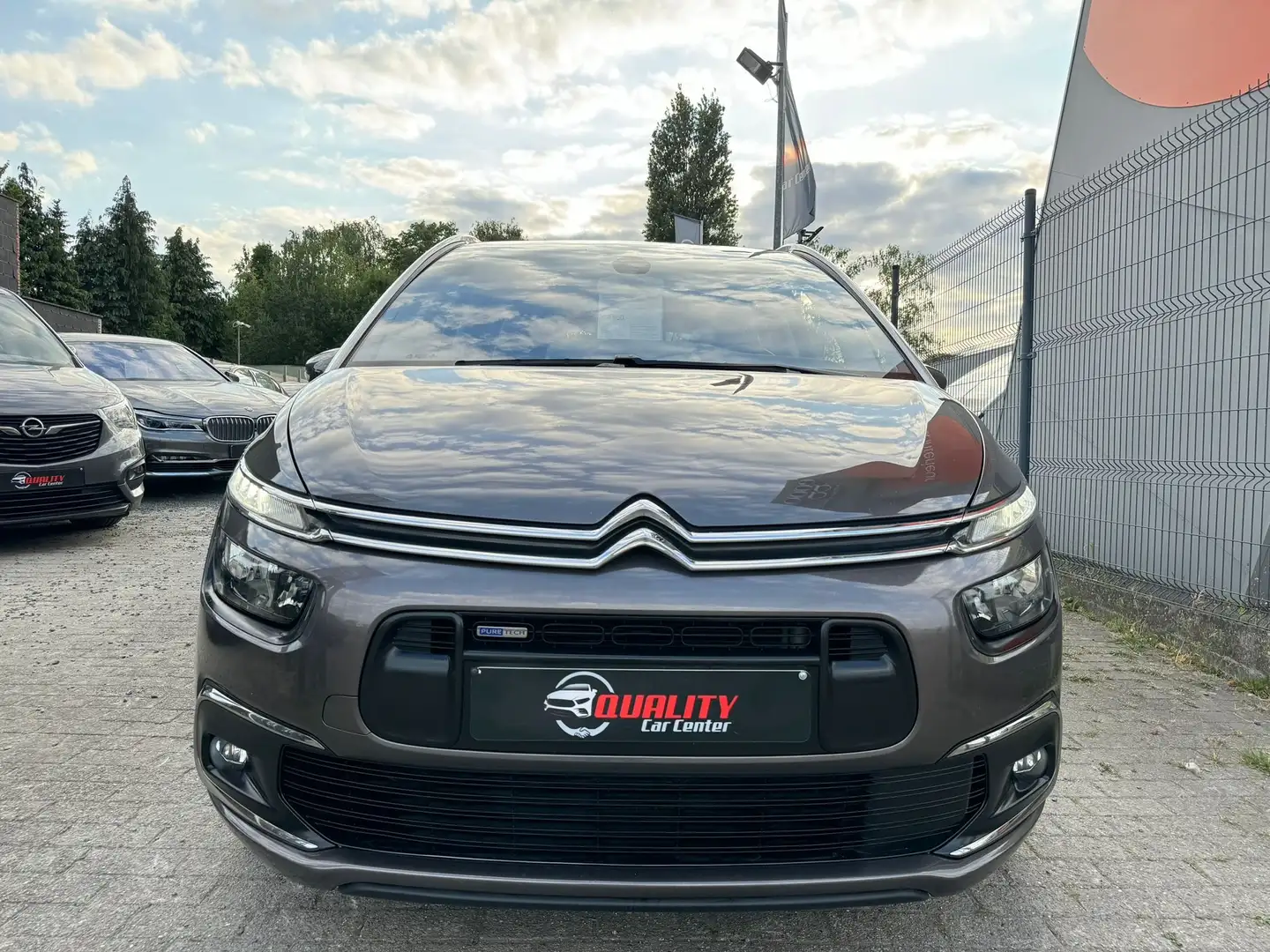 Citroen C4 Picasso 1.2 PureTech  101000 km  garantie 7 plaatsen 130pk Gris - 2