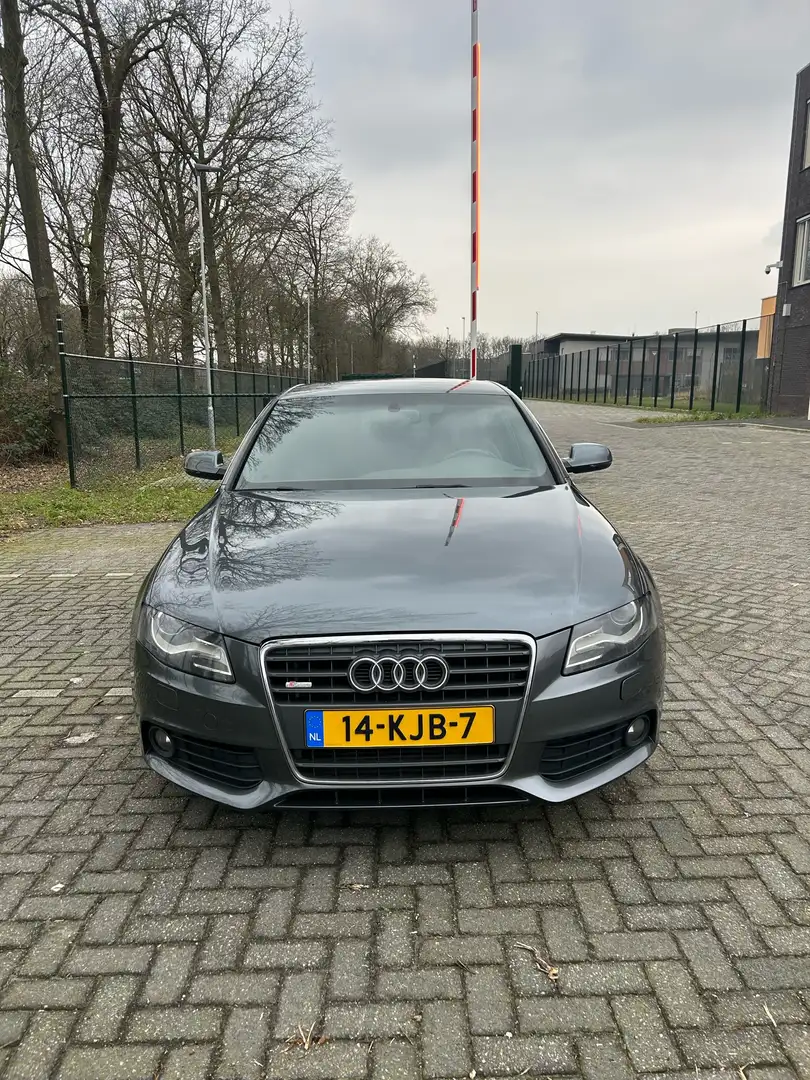Audi A4 1.8 TFSI multitronic S line Sportpaket (plus) - 2