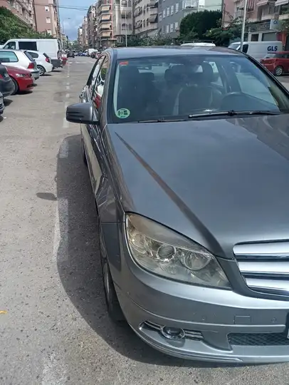 Mercedes-Benz Clase C 2010, foto 6