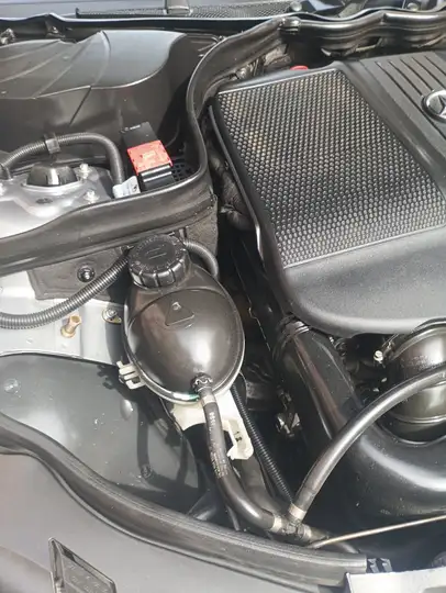 Mercedes-Benz Clase C 2010, foto 7