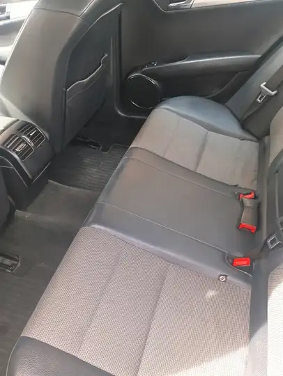 Mercedes-Benz Clase C 2010, foto 4