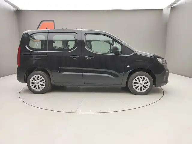 Fiat Qubo view 9