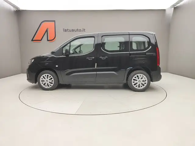 Fiat Qubo view 5