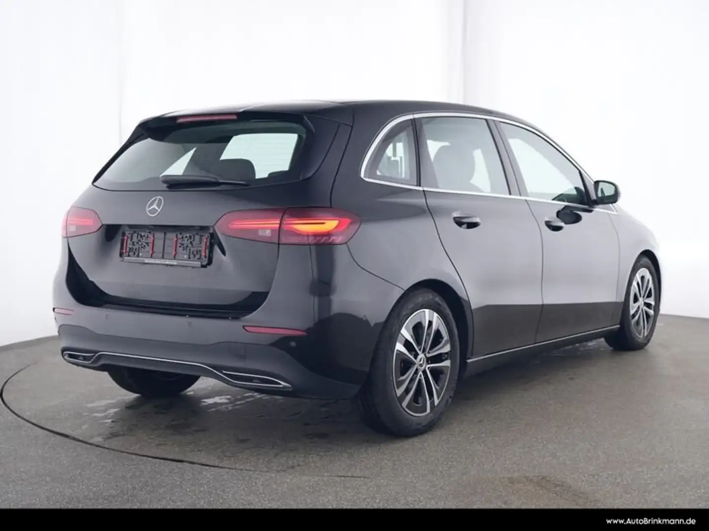 Mercedes-Benz B 200 B 200 ADVANCED/AHK/MULTIBEAM/WINTER/KAMERA/MBUX Zwart - 2