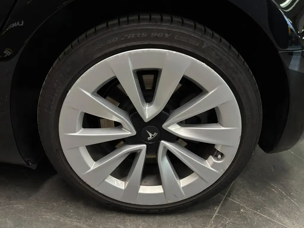 Tesla Model 3 | foto 14