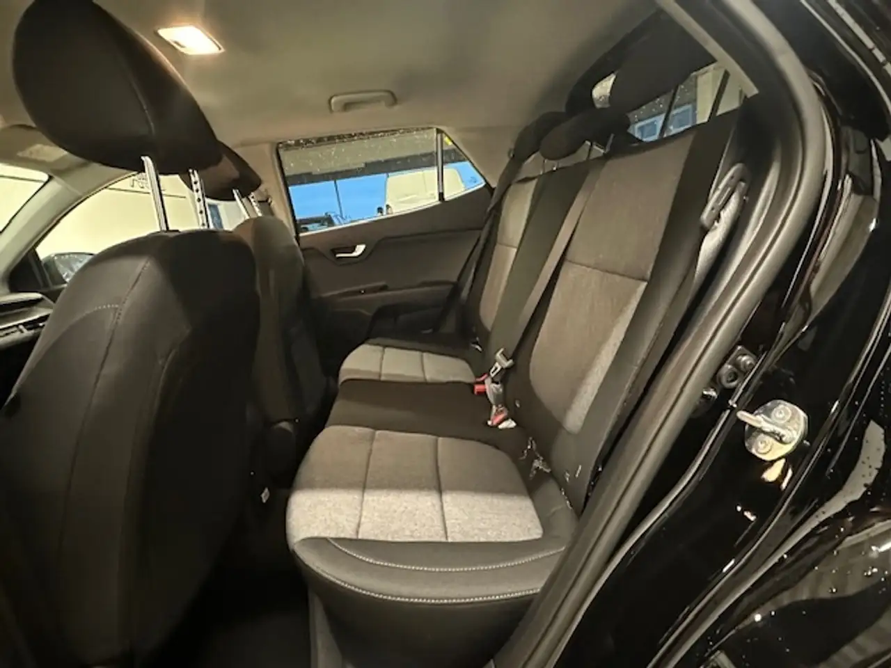Kia Stonic Vision Navi Klimaautom DAB SHZ LenkradHZG Spurhalt 15