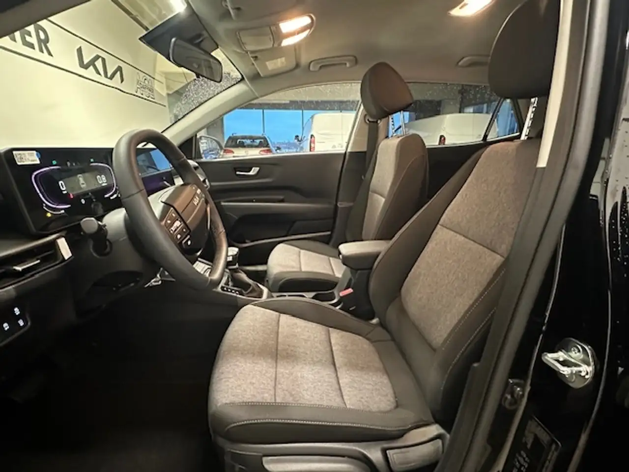 Kia Stonic Vision Navi Klimaautom DAB SHZ LenkradHZG Spurhalt 8
