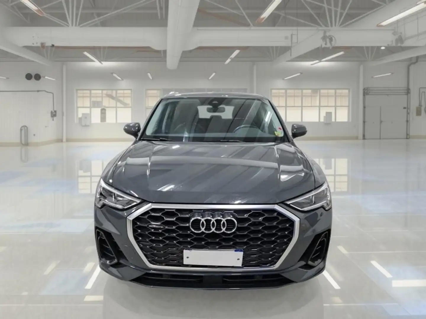 Audi Q3 SPORTBACK 35 TDI quattro S tronic Business Plus - 2