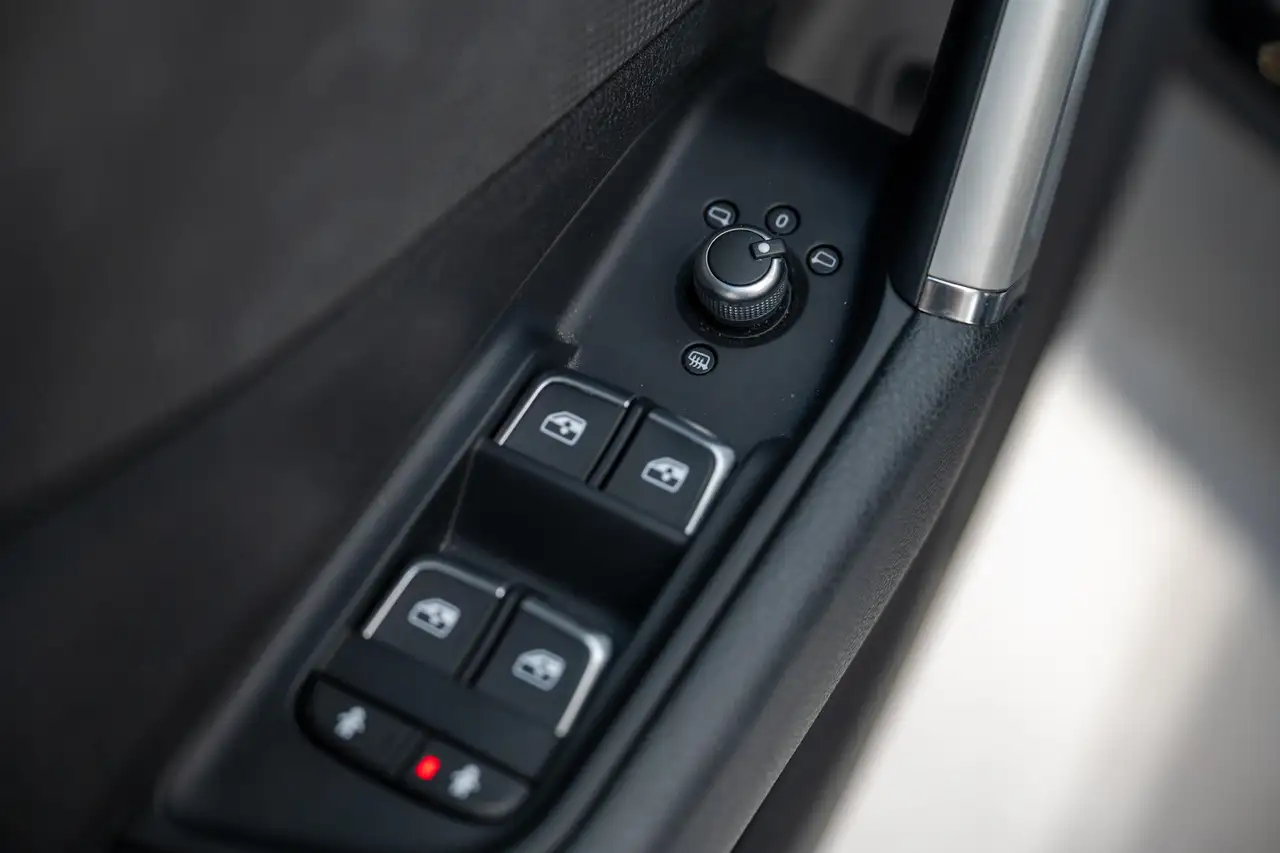 Audi Q2 30 TFSI S-line Garantie 12 mois, миниатюра 23