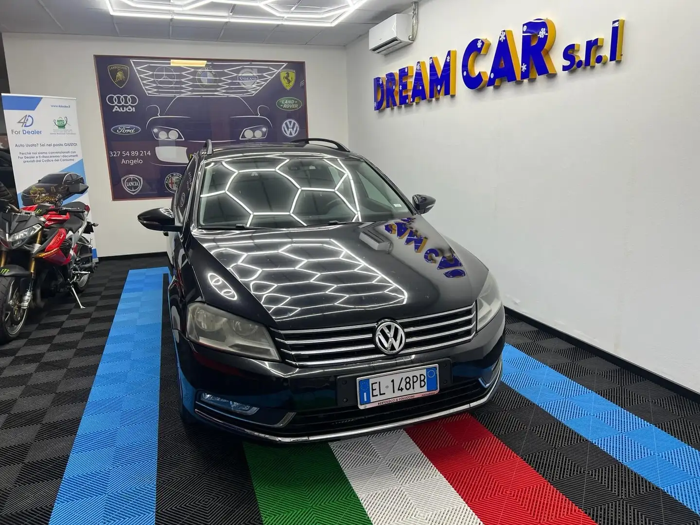 Volkswagen Passat 7 serie Nero - 1