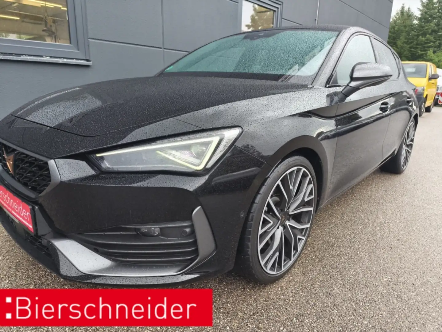 CUPRA Leon 2.0 TSI DSG VZ MATRIX SUPERSPORT eSITZ BEATS Schwarz - 2