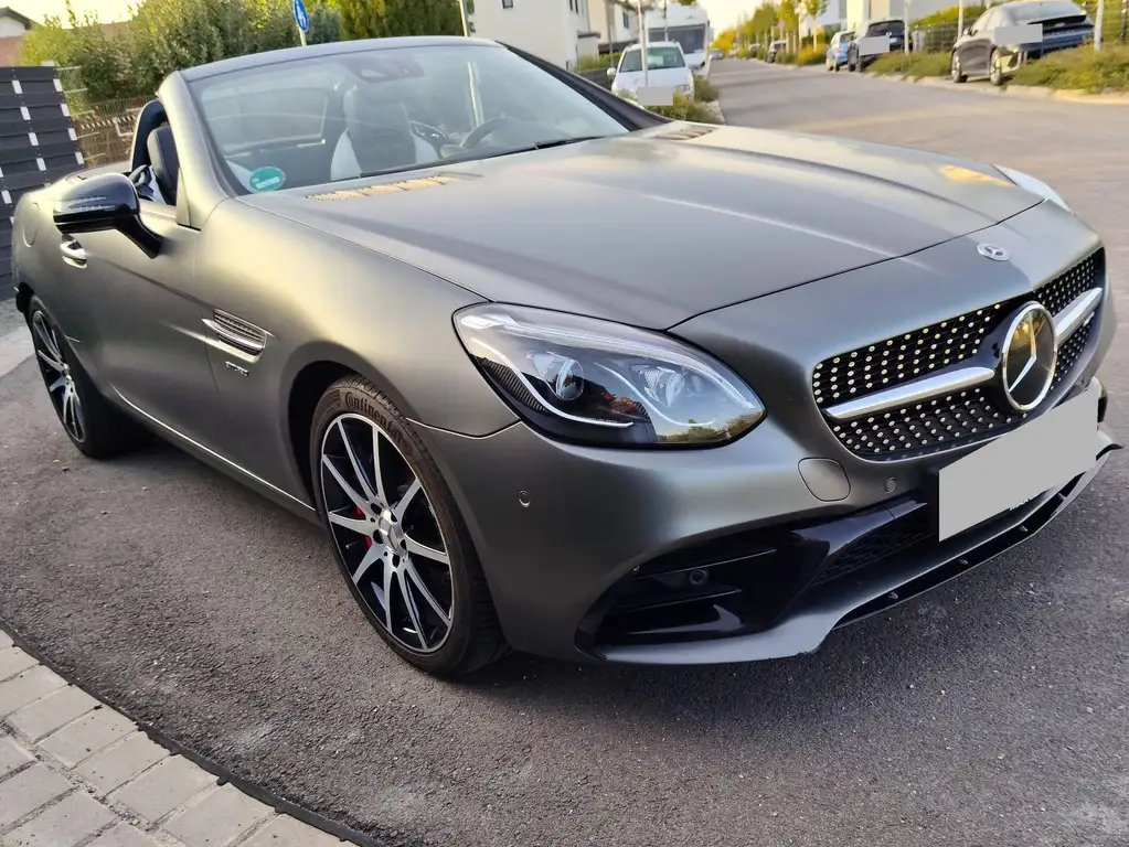 Mercedes-Benz SLC 43 AMG 2018 из Европы — купить под ключ