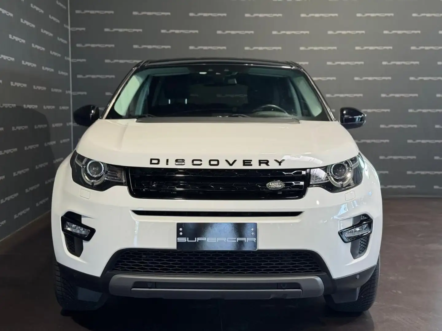 Land Rover Discovery Sport 2.0 eD4 150 CV 2WD Blanc - 2