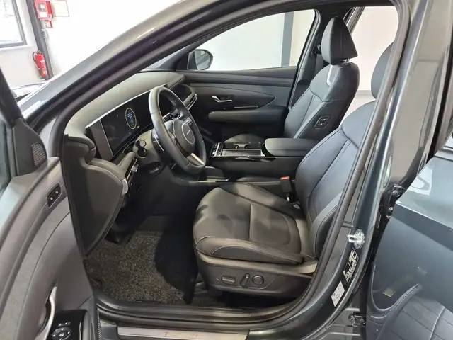 Hyundai Tucson view 8