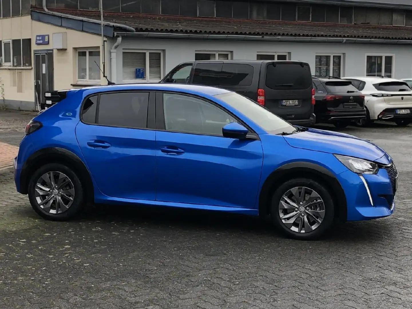 Peugeot e-208 e- Allure Pack - 2