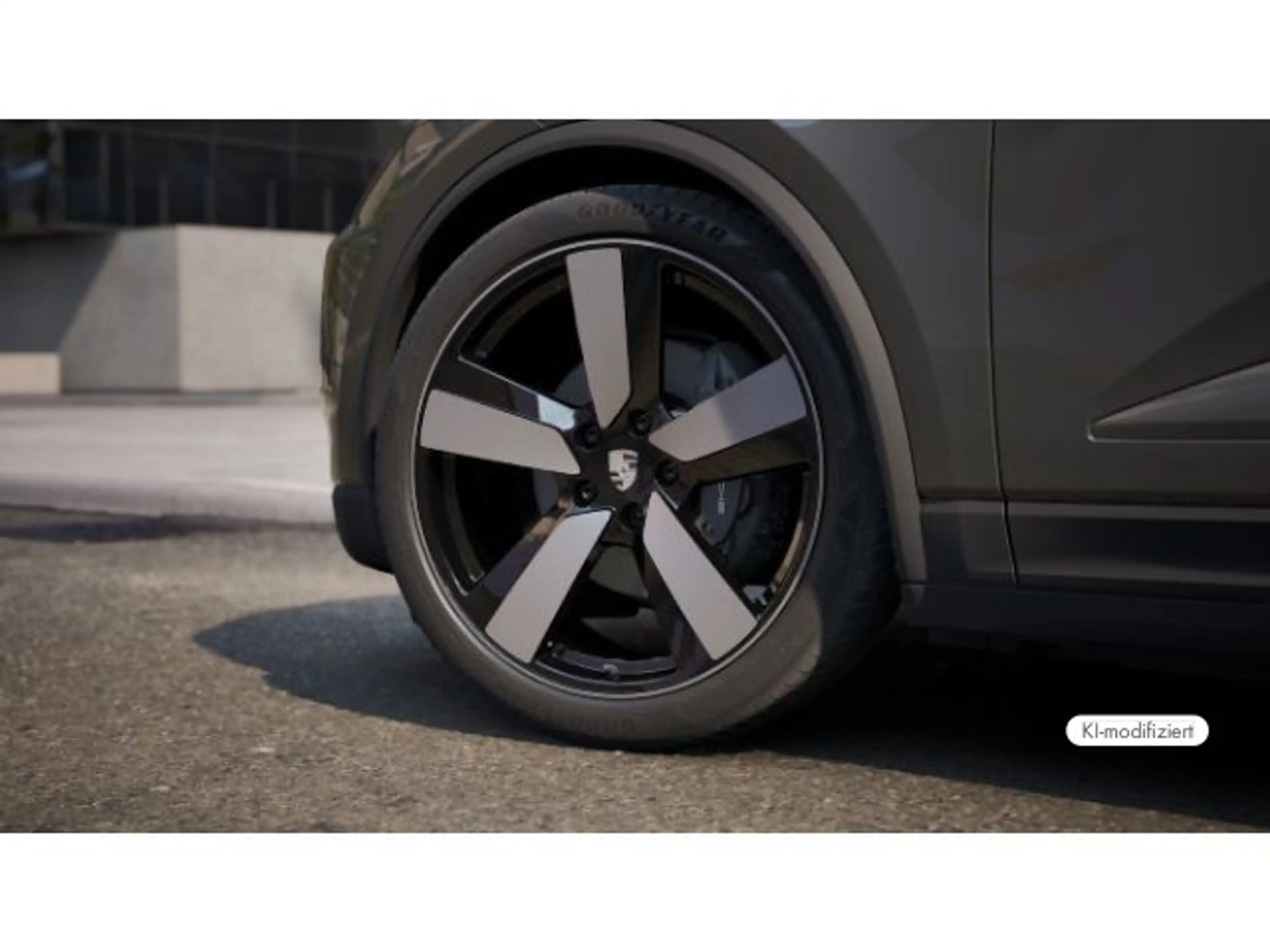Porsche Macan 4 — photo 10