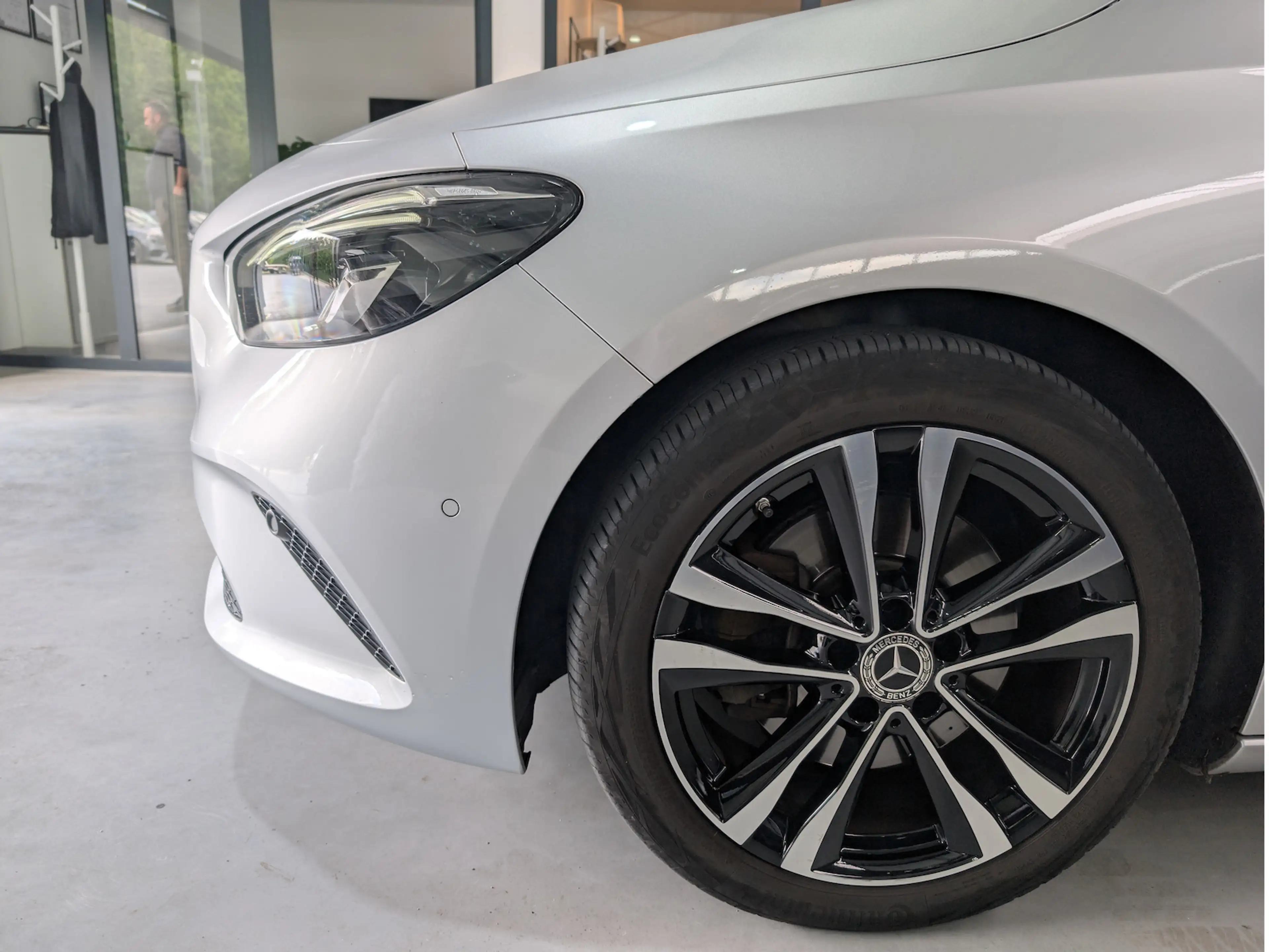 Mercedes-Benz B 220 d *eAHK*eHeck*LED*Premium Paket* — photo 10