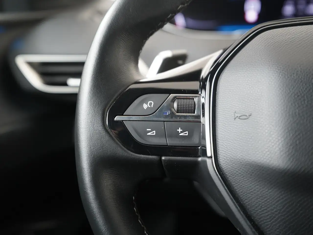 Peugeot 5008 1.2 PureTech Allure Pack 7p. Camera CarPlay, миниатюра 8