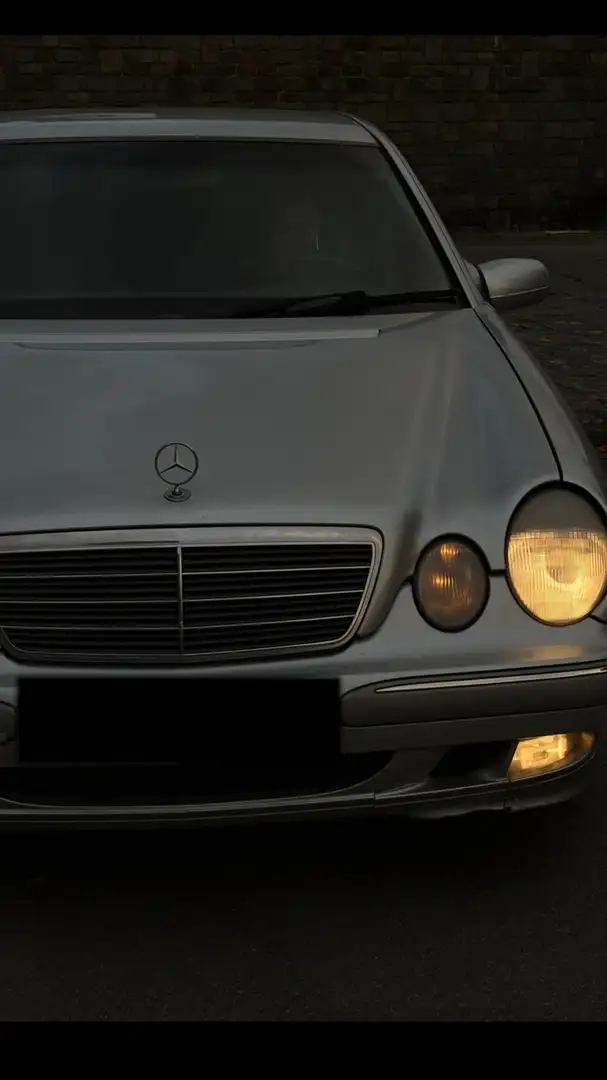 Mercedes-Benz E 220 CDI Elegance - 2