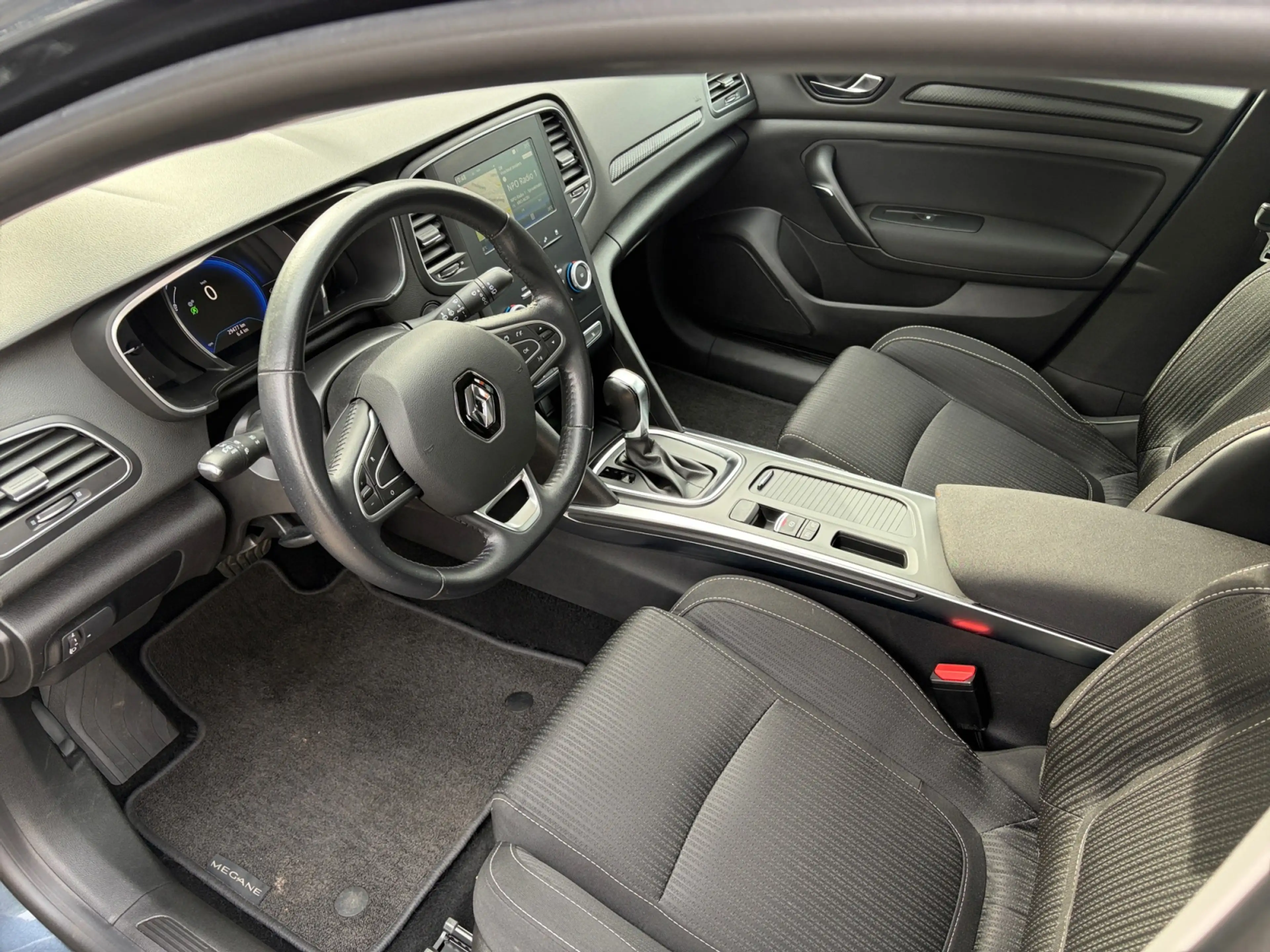 Renault Megane Estate TCE Limited | Autom. | Slechts 29477 KM | C — photo 4
