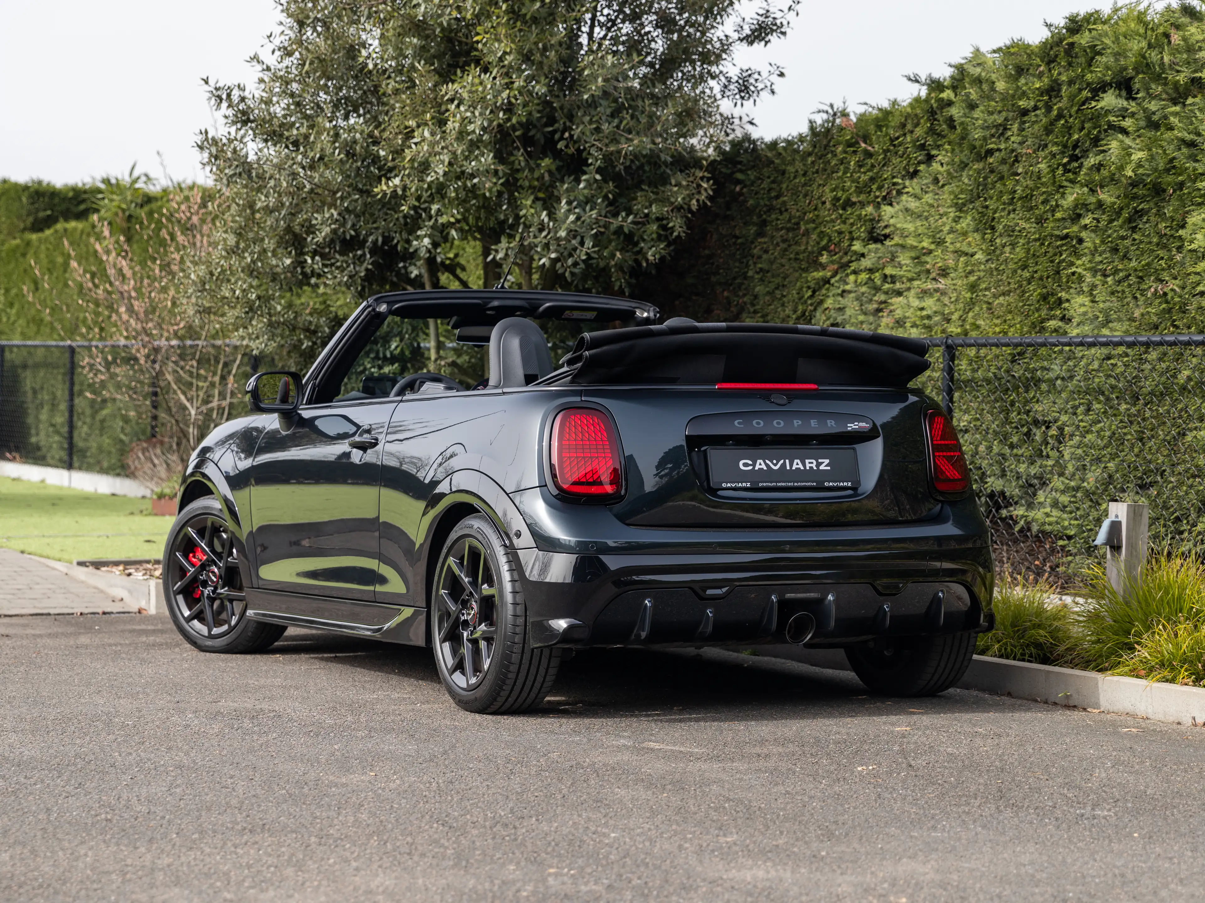 MINI John Cooper Works Cabrio JCW/HUD/360/MASSAGE/ELEKTR ZETELS/VERWARM/AUDIOSYS — photo 3