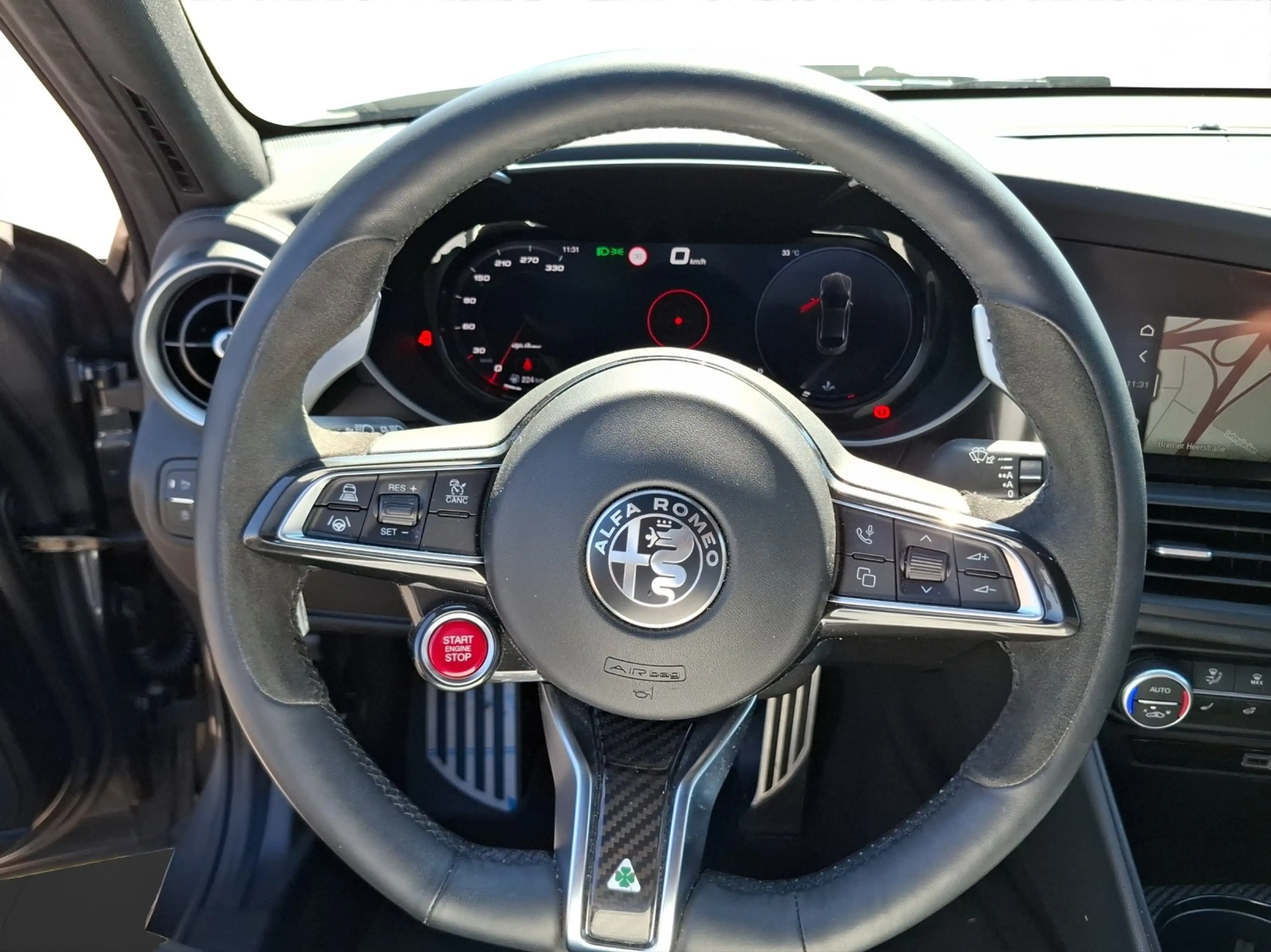 Alfa Romeo Giulia Quadrifoglio 2.9 V6 Bi-Turbo Kam.+KeyLess — photo 11
