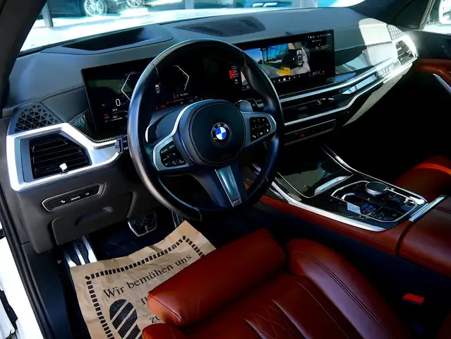 BMW X7 40d M Sport Pro – Sky Lounge – Individual Merino Ansicht 10