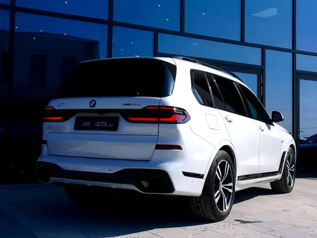 BMW X7 40d M Sport Pro – Sky Lounge – Individual Merino Ansicht 7