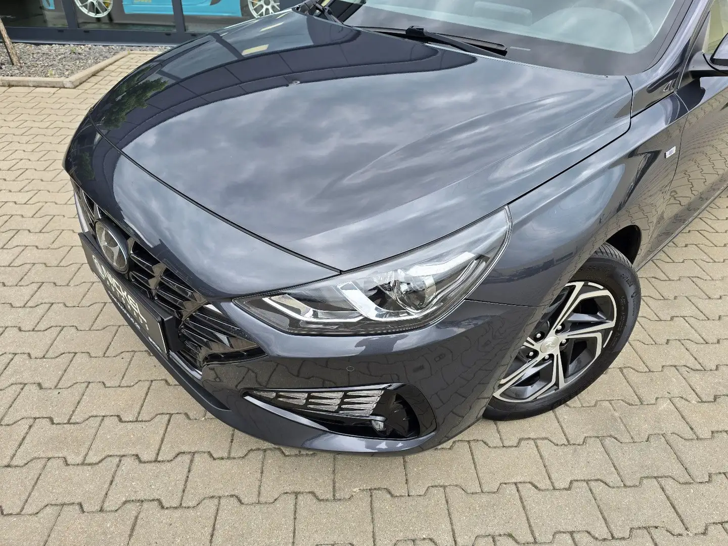 Hyundai i30 Trend Mild-Hybrid*Led*Navi*Kamera*Top* Gris - 2