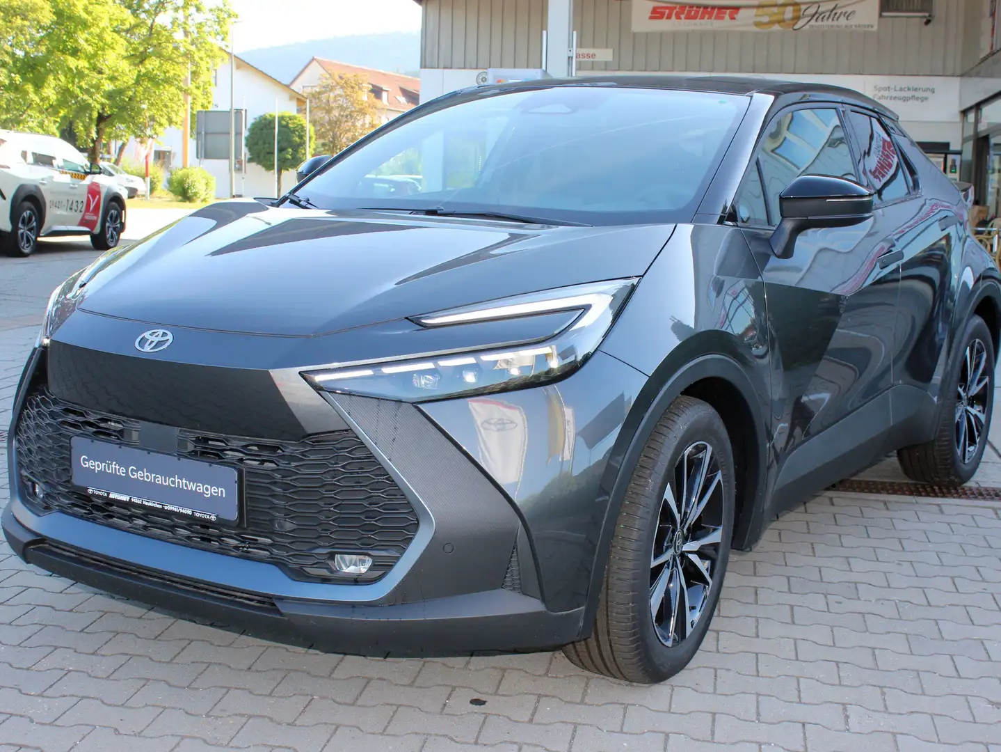 Toyota C-HR 1.8 Hybrid Team Deutschland Gris - 1