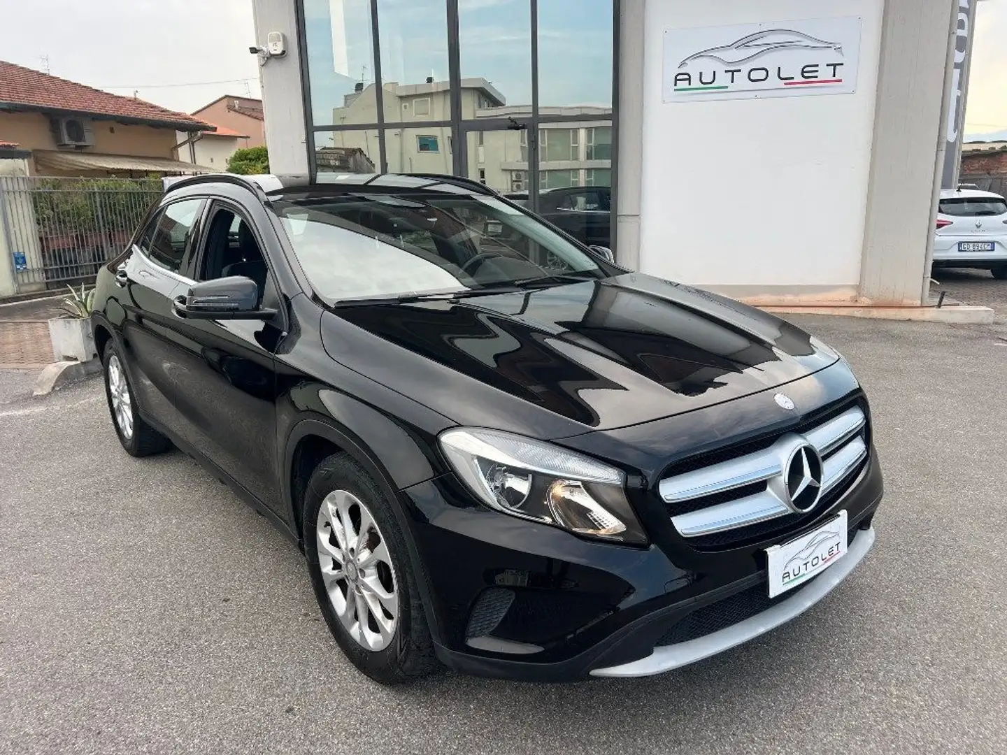 Mercedes-Benz GLA 180 d Premium - PER NEOPATENTATO - Nero - 1
