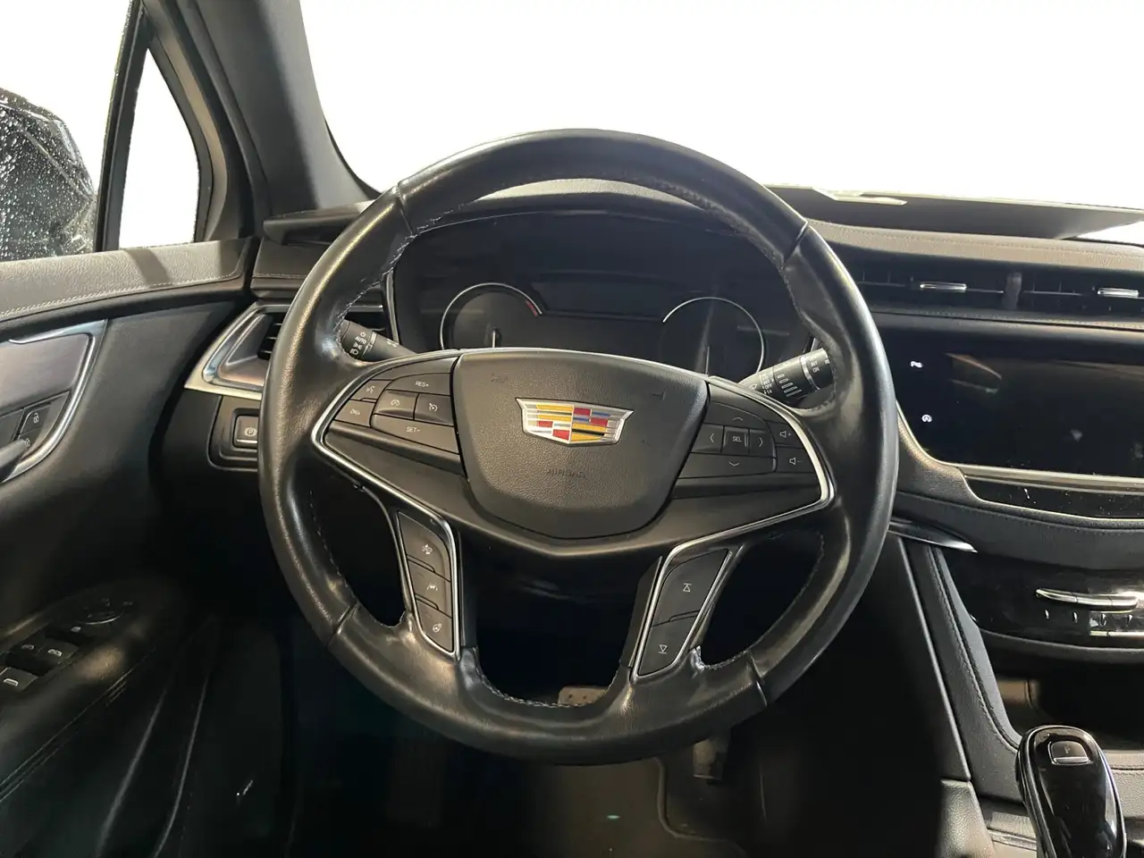 Cadillac XT5 снимка Cadillac XT5