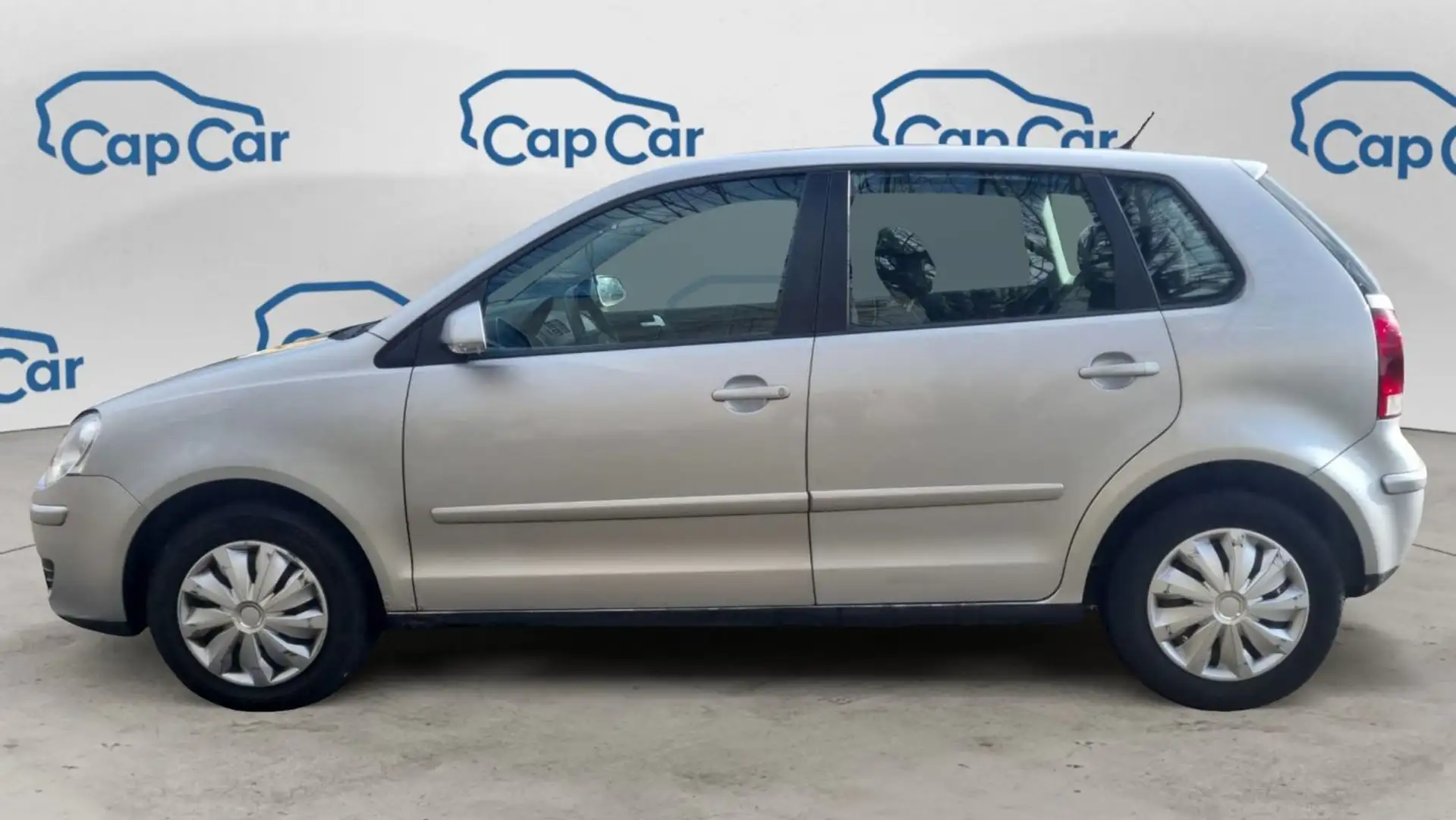 Volkswagen Polo 1.2 60 Family - 5 places - 2