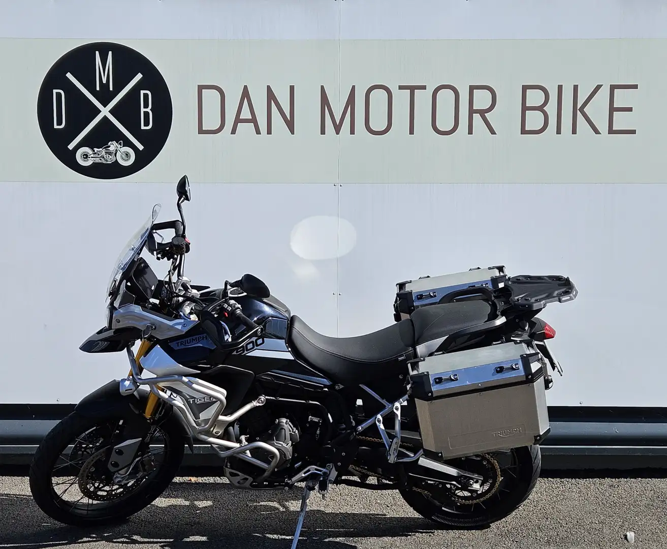 Triumph Tiger 900 Noir - 1