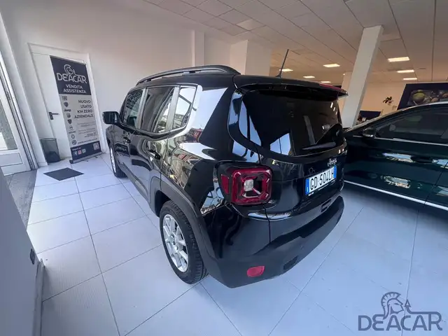 Jeep Renegade view 6