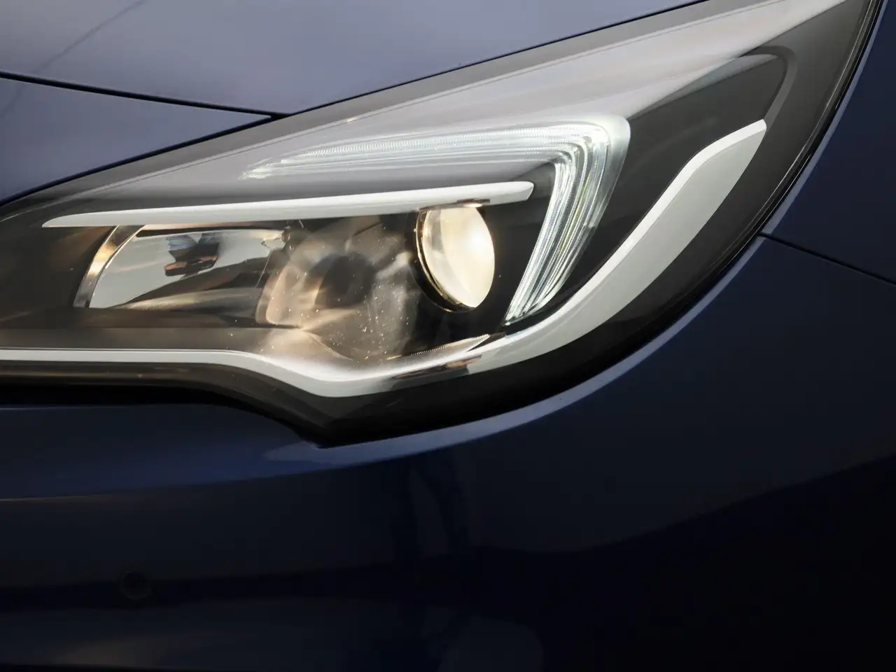 Opel Astra 1.2 Turbo 81kW S/S Edition, миниатюра 13