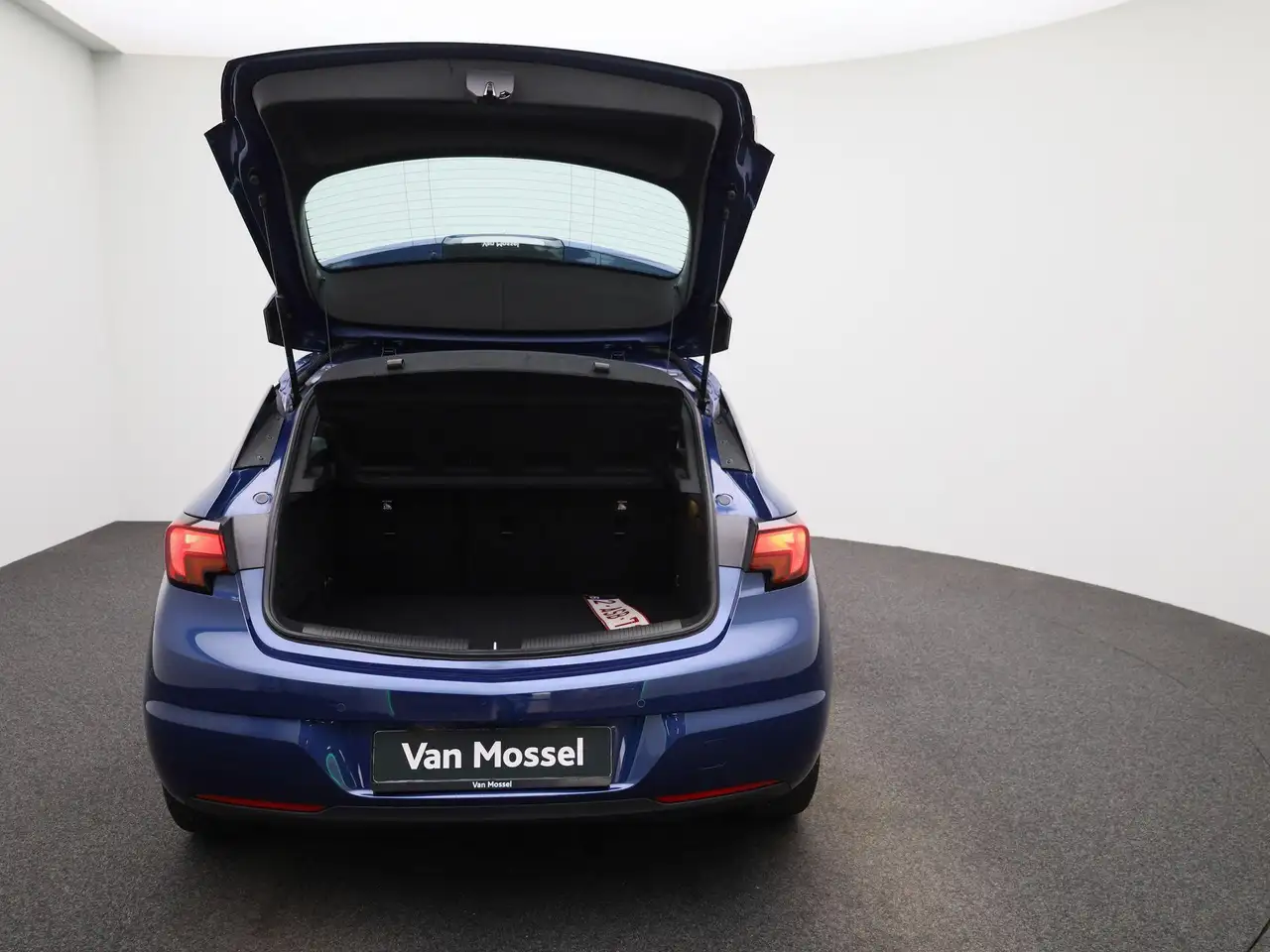 Opel Astra 1.2 Turbo 81kW S/S Edition, миниатюра 11